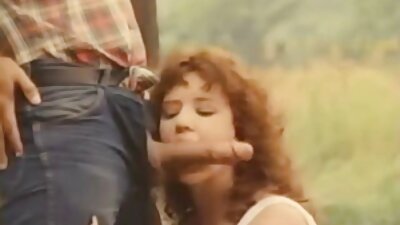 Porno zvijezda Cane prikazuje javnu porno akciju s porno glumicom Moanom
